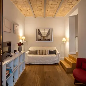 Fotofever Apt, Two Bedrooms With Air Conditioned In Elegant Shopping Area, Close To Vatican , Roma Italia