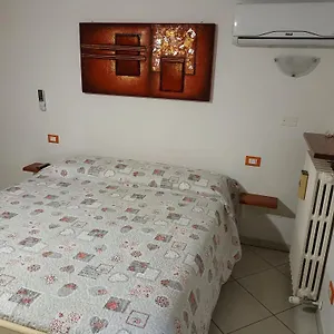 Casa Raimondo , Comacchio Italia